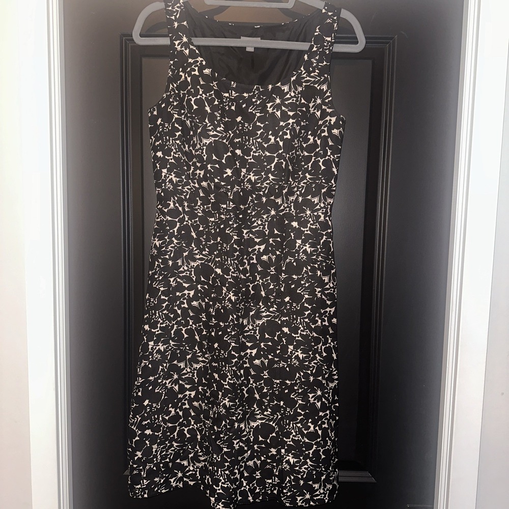 Ann Taylor Black/Cream‎ Floral Silk Sleeveless Dress Size 6P